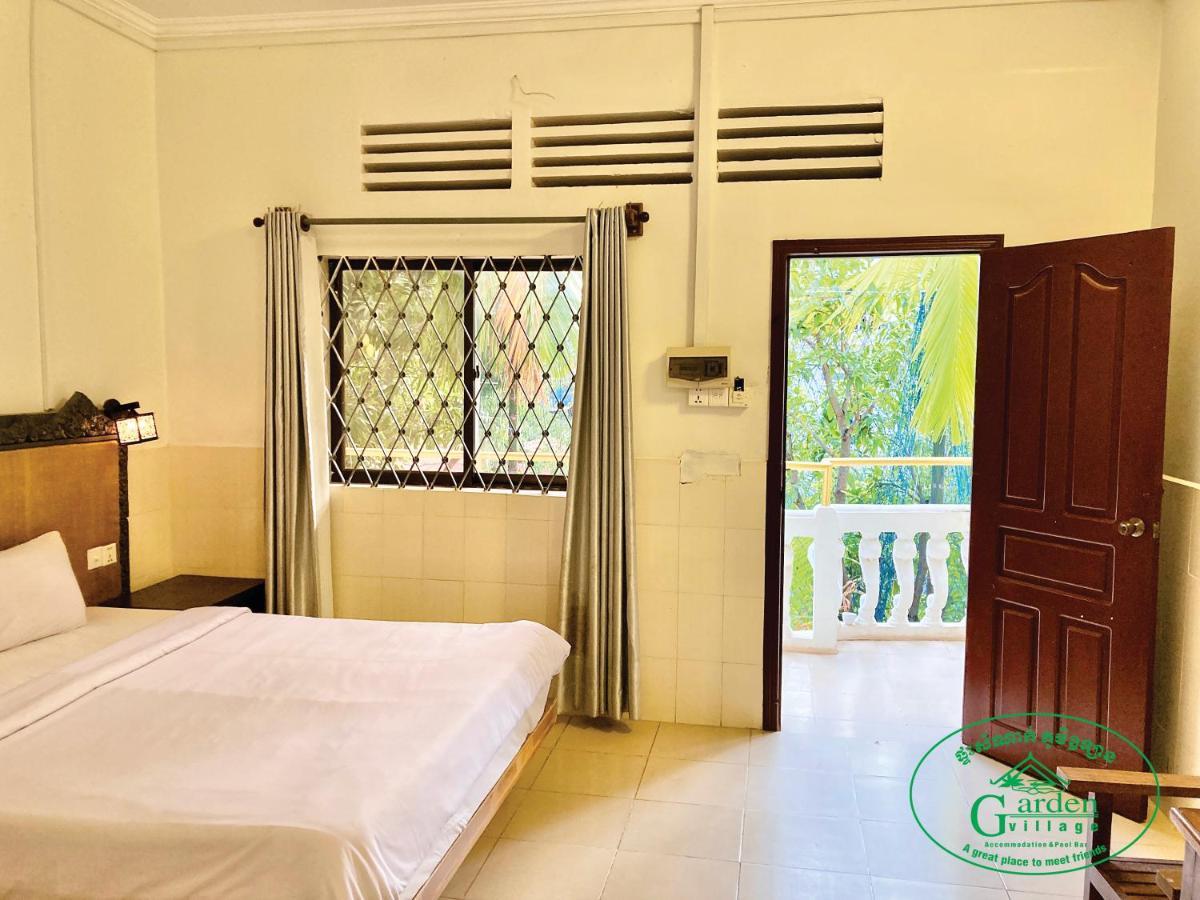 Garden Village Guesthouse & Pool Bar Siem Reap Ngoại thất bức ảnh